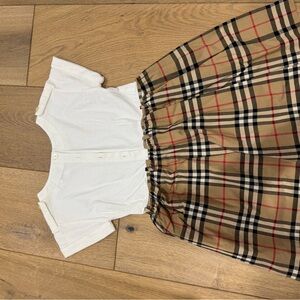 Burberry White Top with Iconic Plaid Accent